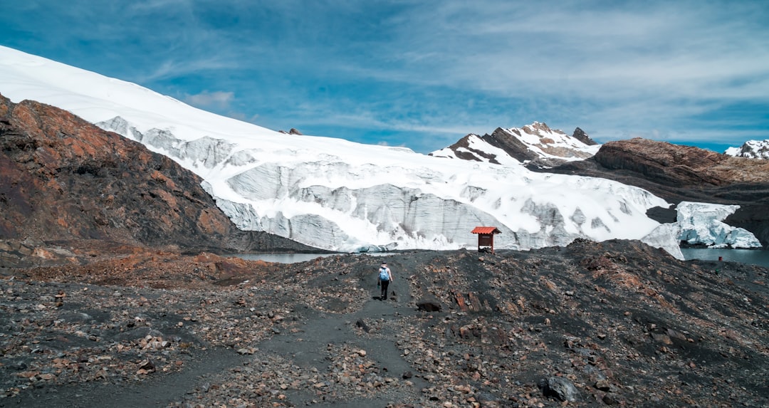 Unleashing the Adventurer Within: Embracing the Thrills of Outdoor Travel Unleashing the Adventurer Within: Embracing the Thrills of Outdoor Travel